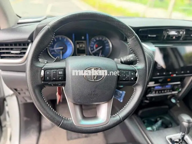 Toyota Fortuner 2024 2.7V 2 cầu Trắng 14.000km