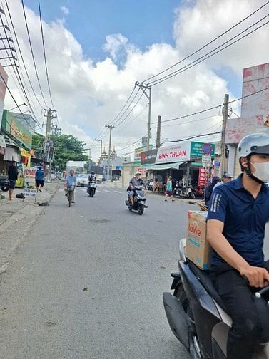 CHỦ KẸT TIỀN THIỆN CHÍ BÁN ĐÁT MẶT TIỀN HÀ HUY GIÁP NGAY CHỢ ĐƯỜNG