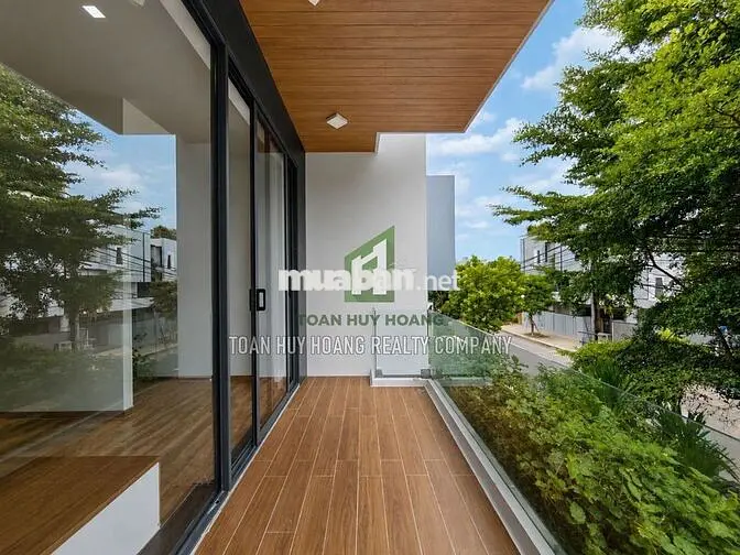 NHÀ ĐẸP NAM VIỆT Á – NHÀ MỚI, NỘI THẤT HIỆN ĐẠI, TRỐNG SẴN