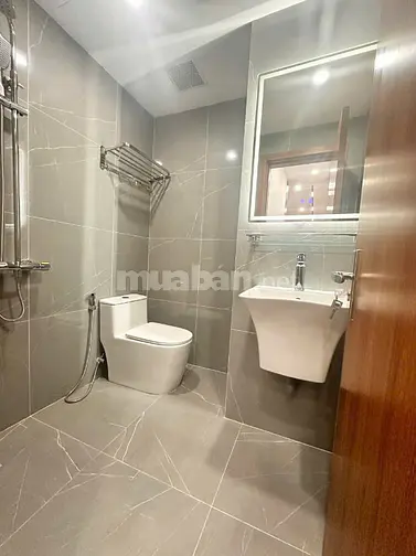 🔥 Bán Căn hộ Cao Cấp 165 Thái Hà - Đống Đa.80 m²x2 ngủ rất đẹp,giá rẻ