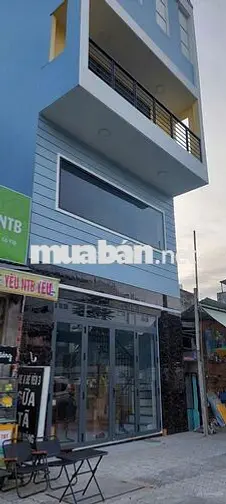 Mặt Tiền Dương Quảng Hàm Gần ĐH Văn Lang 100m2 Có 3 Tầng View Máy Bay
