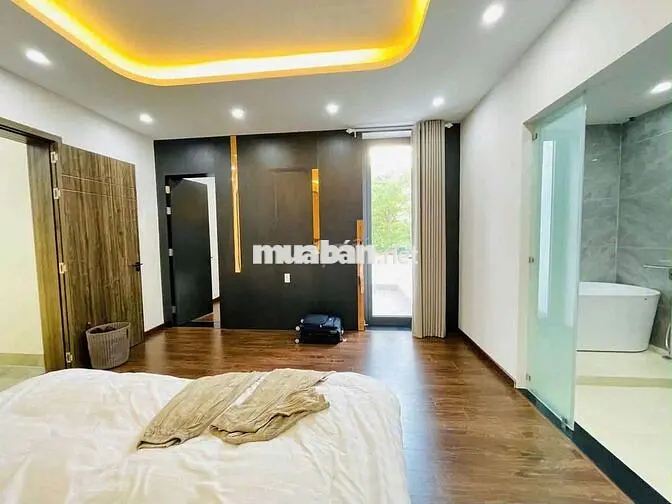 🇻🇳 CHO THUÊ BIỆT THỰ 2 MẶT TIỀN: ĐƯỜNG NGUYỄN SƠN - 5 phòng - 5wc