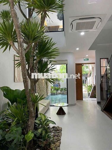 RẤT ĐẸP- CHO THUÊ NHÀ 3 TẦNG: ĐƯỜNG NƯỚC MẶN - HỒ BƠI - 4 phòng - 5wc