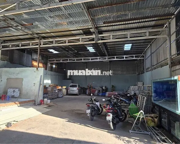 CHO THUÊ KHO,XƯỞNG 450M² GIÁ 28TR/T, HẺM LÊ TRỌNG TẤN 