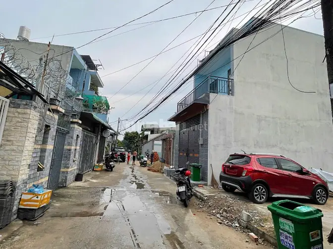 BÁN ĐẤT: Giá 4,3tỷ TL ( Góc 2 Mặt Đường )