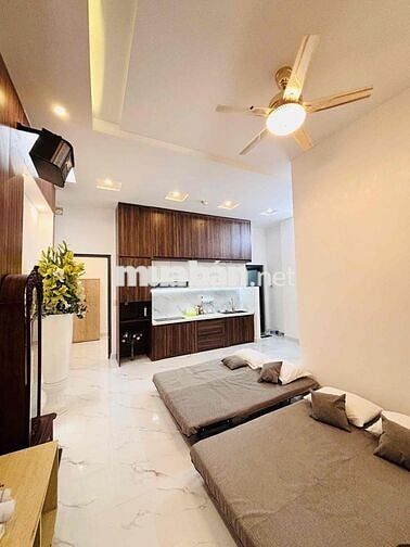 Căn 3 phòng ngủ ở 3-5 người sát đầu cầu Rồng cách biển Mỹ Khê 600 mét