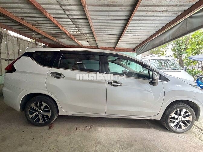 Mitsubishi Xpander 7 chỗ Tự động Trắng