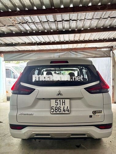 Mitsubishi Xpander 7 chỗ Tự động Trắng