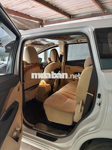 Mitsubishi Xpander 7 chỗ Tự động Trắng
