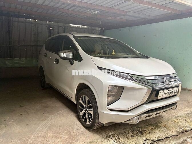 Mitsubishi Xpander 7 chỗ Tự động Trắng