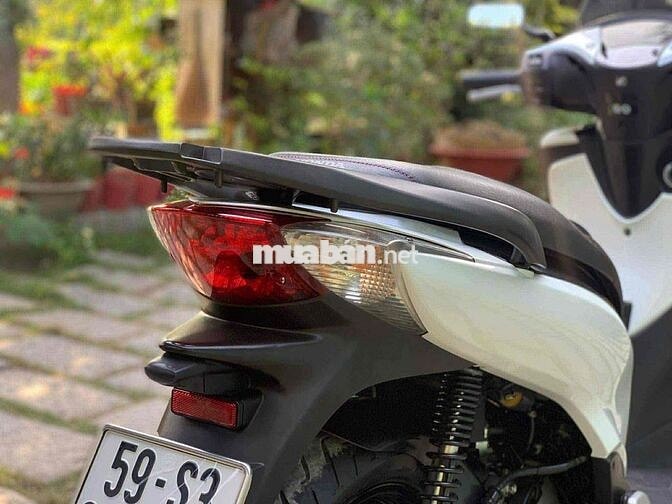 Honda SH 150 Ý 2010 Trắng