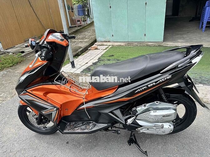 Honda Air Blade 125 ( góp cần cccd không nợ xấu )