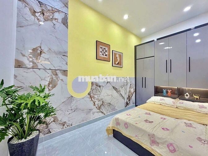 Nhà tốt 2 tầng -Gần Đại Học Ngoại thương - Hẻm XH Giá Siêu hợp lý