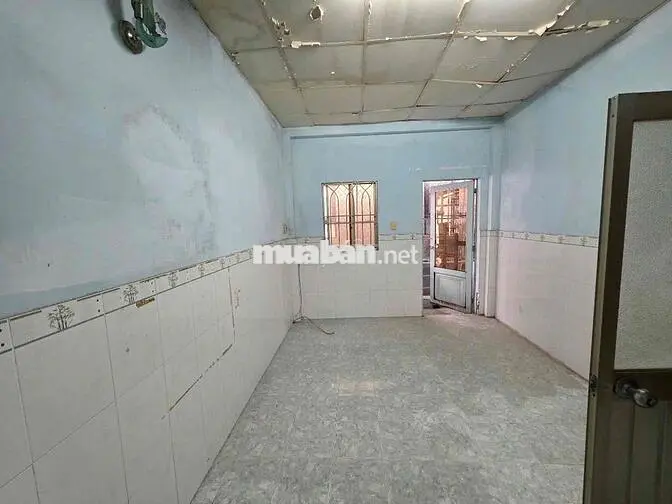 Sát bên Gò Vấp- Tân Bình. nhà nhỏ đủ công năng-