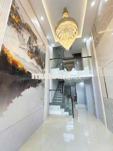 GIẢM GẦN 1 TỶ NHÀ ĐẸP LUNG LINH CÁCH MẶT TIỀN VÀI BƯỚC HXH THÔNG