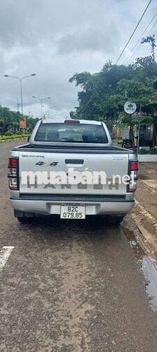 Ford Ranger xls sx 2015 số tự động một cầu