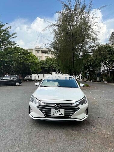 Hyundai Elantra 2021 1.6 AT Trắng Tự động