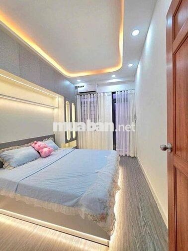 🔥🔥🔥nhà bán 2 lầu có sân trước gần quận tư🔥🔥🔥
