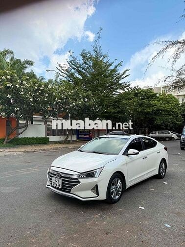 Hyundai Elantra 2021 1.6 AT Trắng Tự động