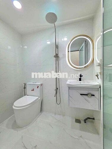 🔥🔥🔥nhà bán 2 lầu có sân trước gần quận tư🔥🔥🔥