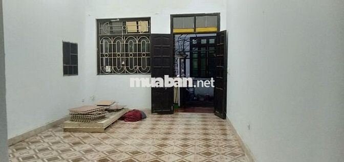 Cho thuê nhà nguyên căn chính chủ 60m2 2 tầng ở đường Hoàng Mai