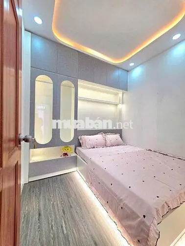 🔥🔥🔥nhà bán 2 lầu có sân trước gần quận tư🔥🔥🔥