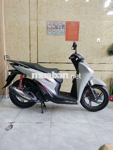 Honda SH 125 2024  1 Chủ Đi Ít,Ký  Giây Xám 8000km