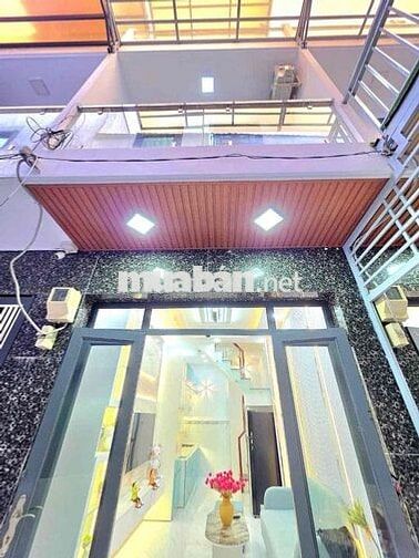 🔥🔥🔥nhà bán 2 lầu có sân trước gần quận tư🔥🔥🔥