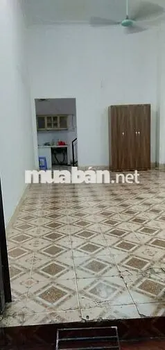 Cho thuê nhà nguyên căn chính chủ 60m2 2 tầng ở đường Hoàng Mai