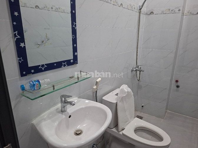 Cho thuê phòng Ở Nguyễn Bỉnh Khiêm 