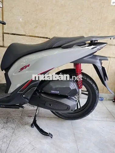 Honda SH 125 2024  1 Chủ Đi Ít,Ký  Giây Xám 8000km