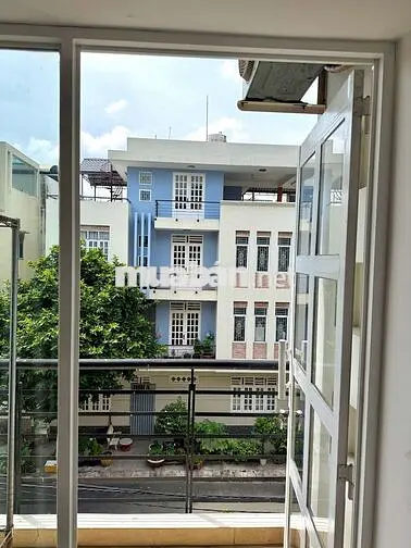 Nhà MT KDC Tên Lửa yên tĩnh, 4x20m, 4 tầng, công viên, nhà đẹp ở ngay