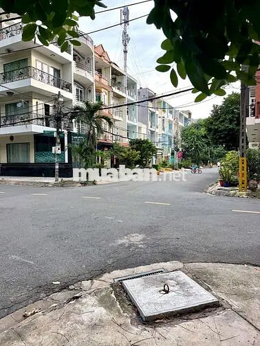 Nhà MT KDC Tên Lửa yên tĩnh, 4x20m, 4 tầng, công viên, nhà đẹp ở ngay