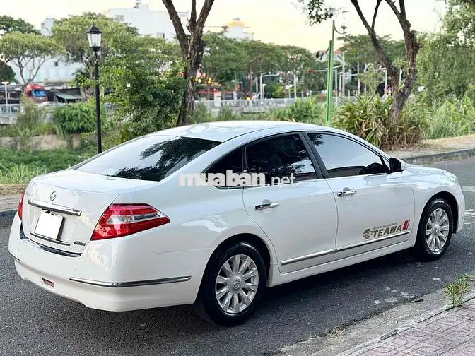Nissan Teana 2.0AT 2010 Trắng