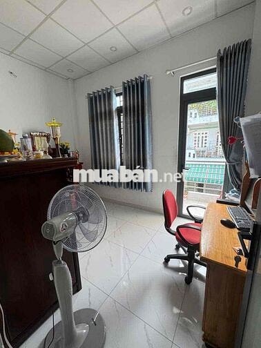 Bán nhà mặt tiền đường 1B, KDC Lý Chiêu Hoàng