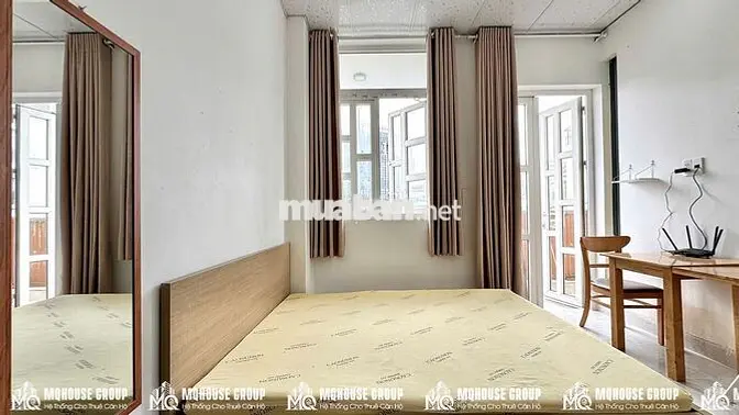 Balcony mặt tiền Trần Quang Khải Q.1 cầu Bông hầm xe thang máy bảo vệ