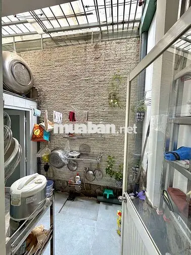 Nhà MT KDC Tên Lửa yên tĩnh, 4x20m, 4 tầng, công viên, nhà đẹp ở ngay