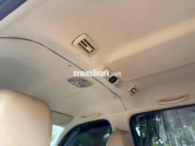 Ford Everest 2013 Số tu động Bạc 7 chỗ