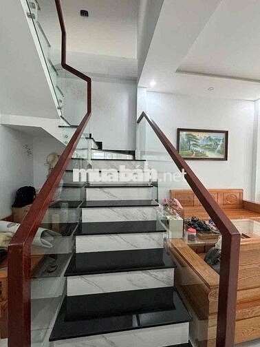 Bán nhà mặt tiền đường 1B, KDC Lý Chiêu Hoàng