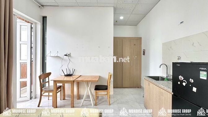 Balcony mặt tiền Trần Quang Khải Q.1 cầu Bông hầm xe thang máy bảo vệ