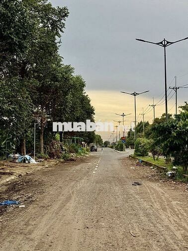 Bán nền thổ cư ngay Trung Tâm Hành Chính Phong Điền