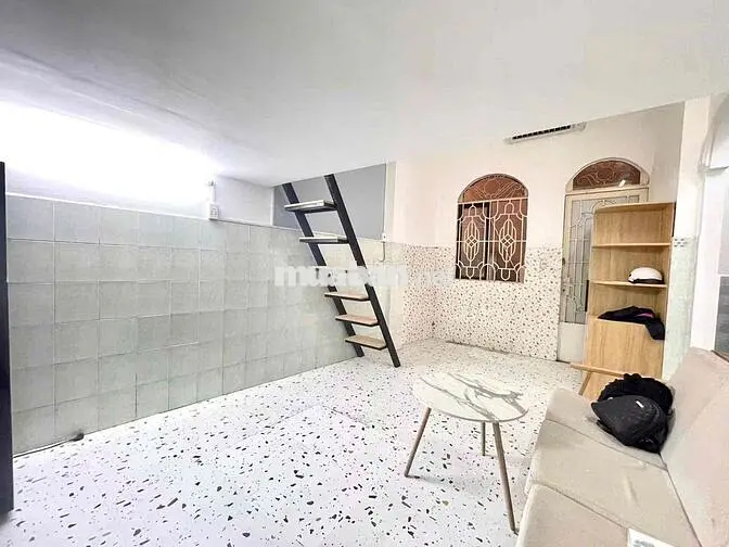 CHDV NGÃ TƯ PHÚ NHUẬN - CV GIA ĐỊNH RỘNG RÃI THOÁNG MÁT