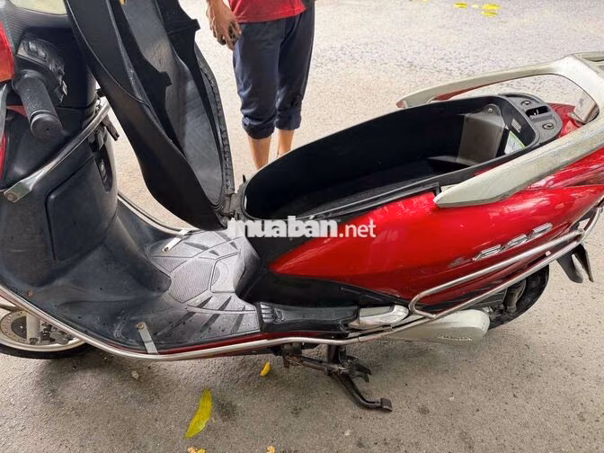 Honda Lead 2024 Đỏ bstp chính chủ