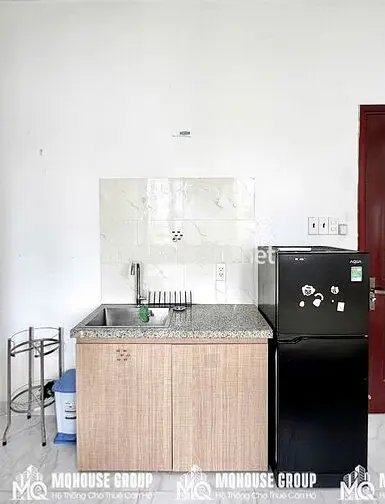 Balcony mặt tiền Trần Quang Khải Q.1 cầu Bông hầm xe thang máy bảo vệ