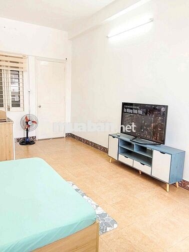 Căn hộ Studio - Hoàng Văn Thụ, ban công, full nội thất