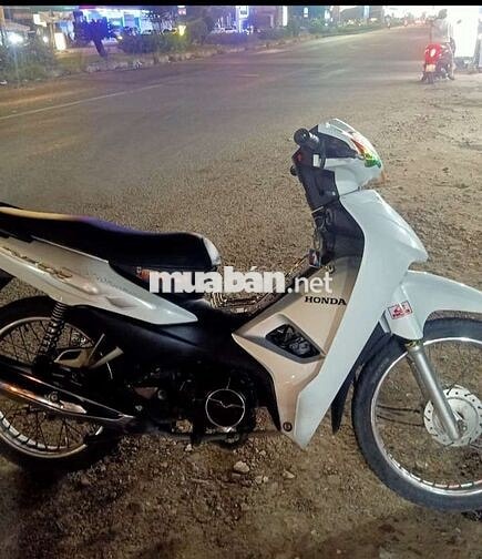 Honda Wave 110 Trắng Cần Thơ xe còn khá moi