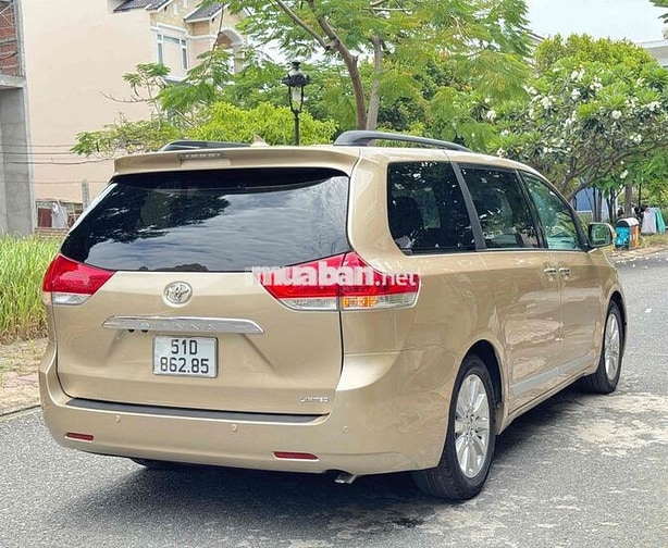 Toyota Sienna Limited 2012 xe cực kì đẹp