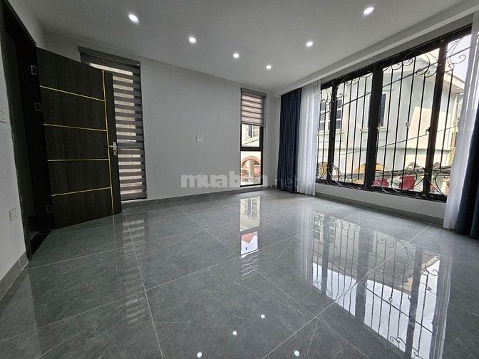 🔥 PHỐ NGỌC LÂM -  LÔ GÓC – THANG MÁY – Ô TÔ 7 CHỖ –40M2*6 - 19 TỶ🔥