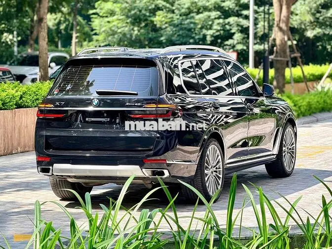BMW X7 xDrive40i PureExcellence sx 2023 nhập Mỹ
