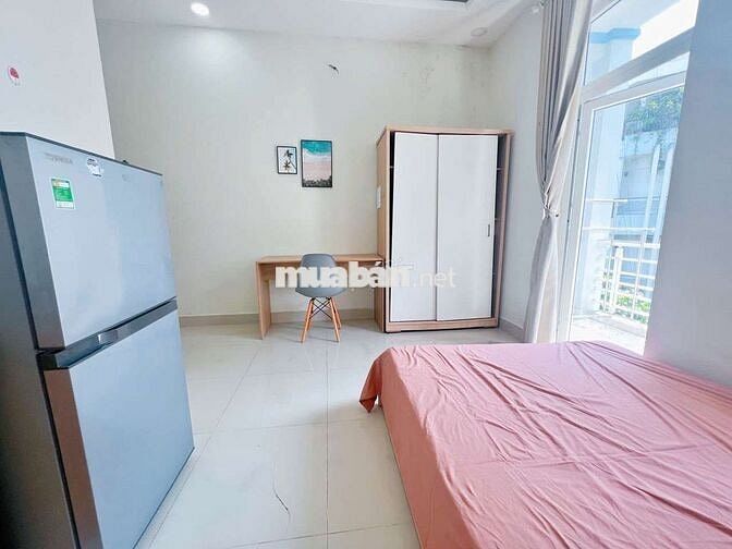 STUDIO BAN CÔNG ĐẦY ĐỦ NỘI THẤT, NGAY HỌC VIỆN HÀNG KHÔNG